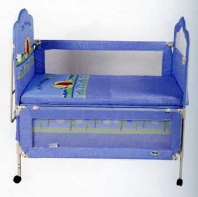 Кровать Geoby TLY900